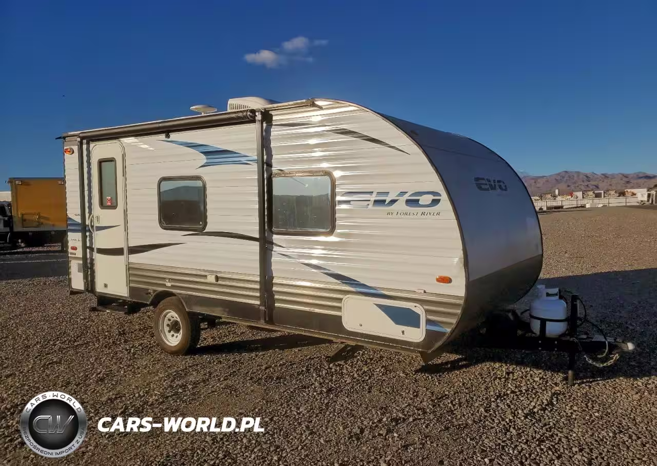 2016 Frrv Trvltrlr - Camper