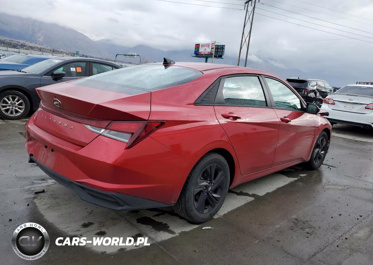2022 Hyundai Elantra Sel VIN:5NPLM4AG5NH064226 - 3