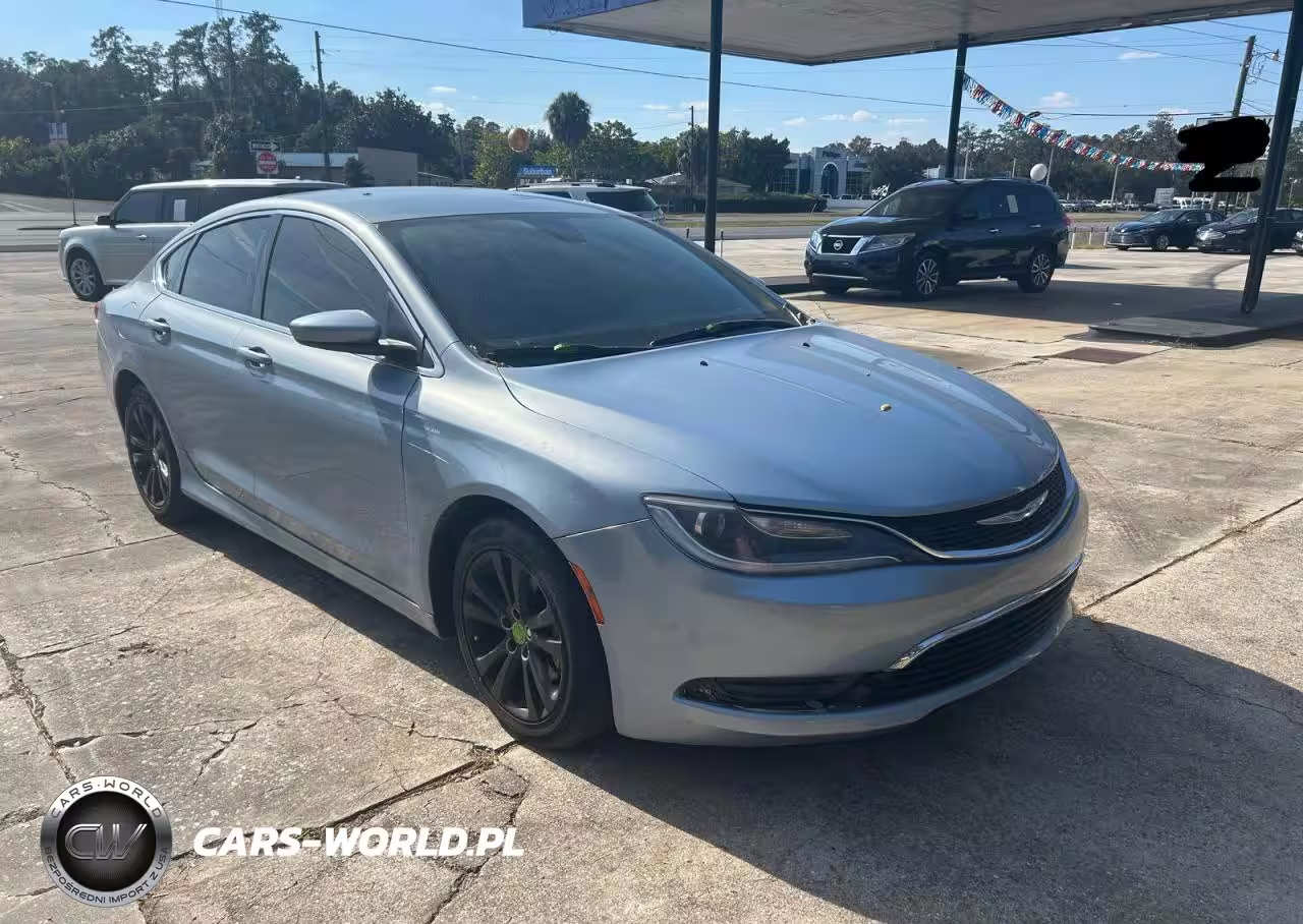 2015 Chrysler 200 Limited