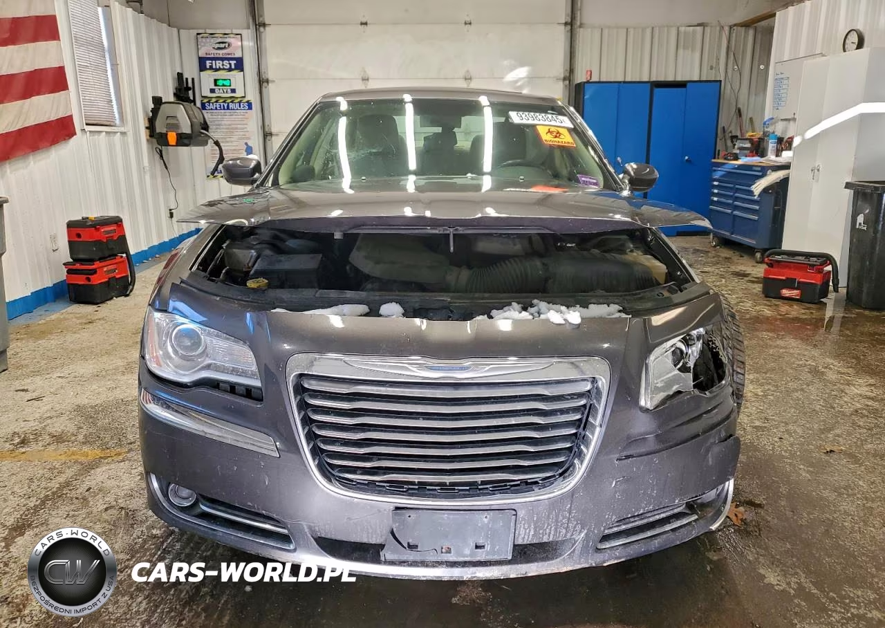 2014 Chrysler 300 VIN:2C3CCARGXEH120390 - 5