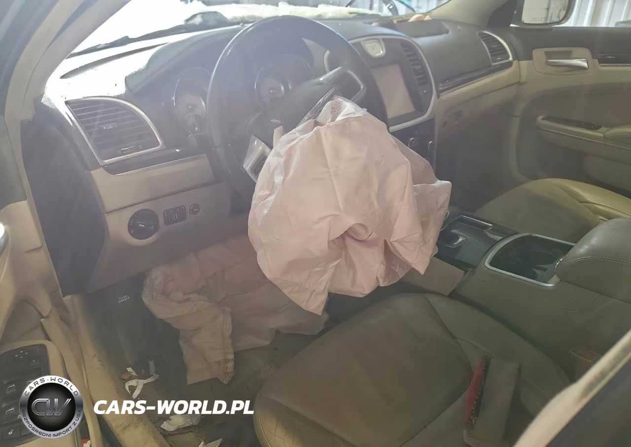 2014 Chrysler 300 VIN:2C3CCARGXEH120390 - 8