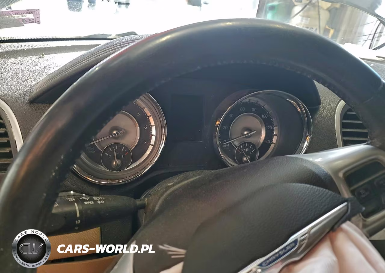 2014 Chrysler 300 VIN:2C3CCARGXEH120390 - 9