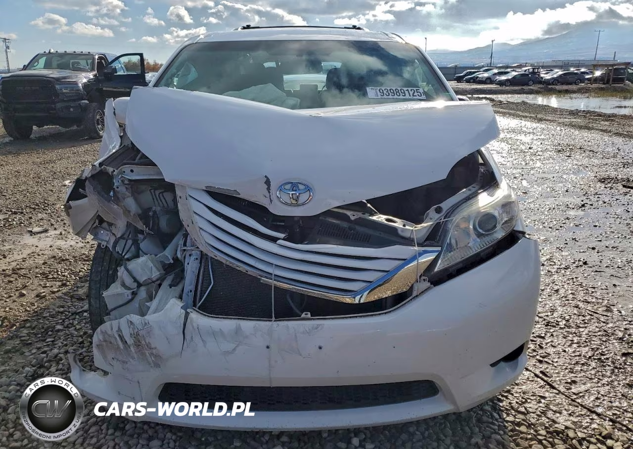 2015 Toyota Sienna Le VIN:5TDKK3DC9FS616097 - 5