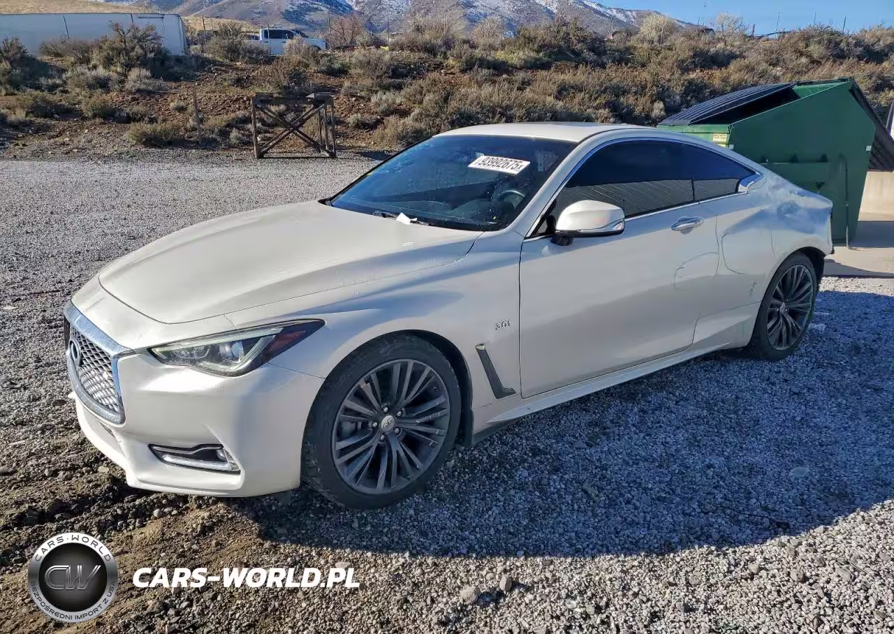 2018 Infiniti Q60 Luxe 300