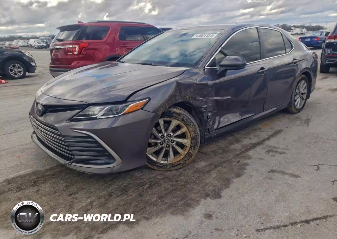 2023 Toyota Camry Le