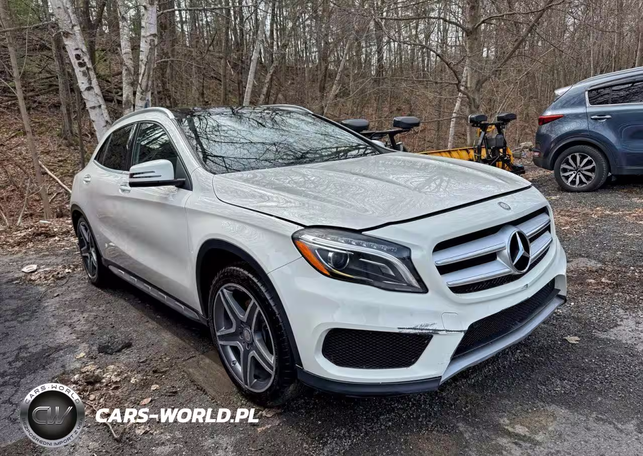 MERCEDES-BENZ GLA 250 4M