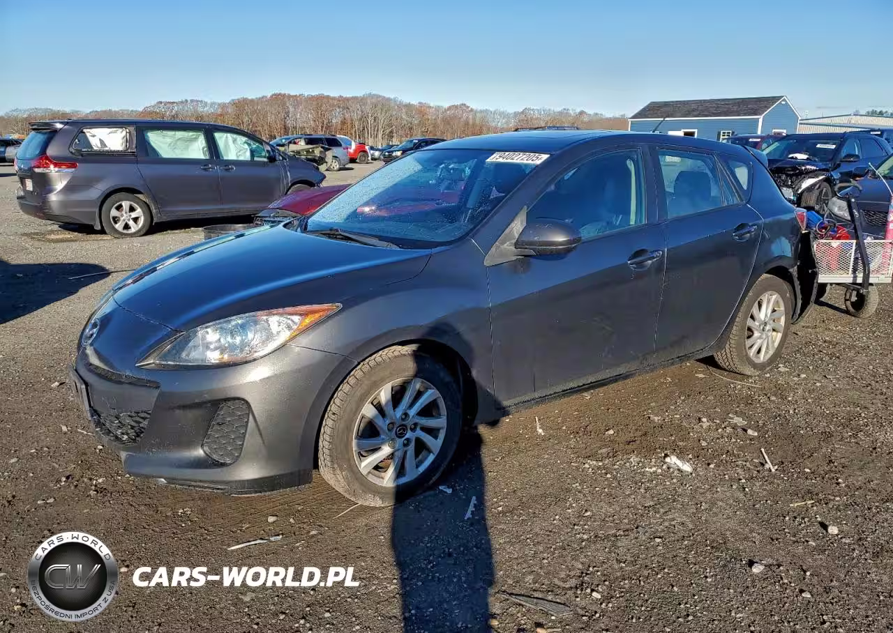 2013 Mazda 3 I