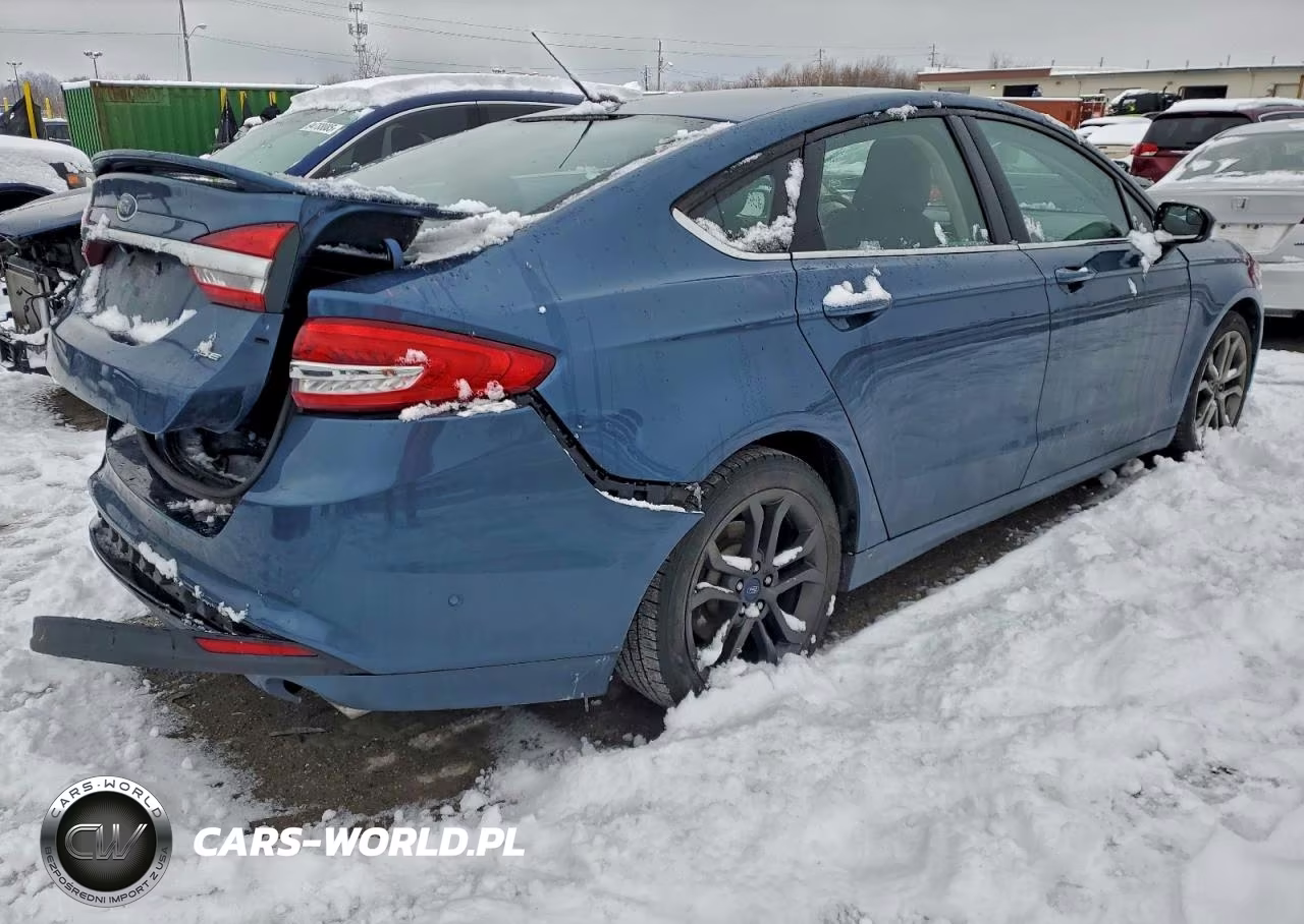 2018 Ford Fusion Se VIN:3FA6P0H7XJR239327 - 3