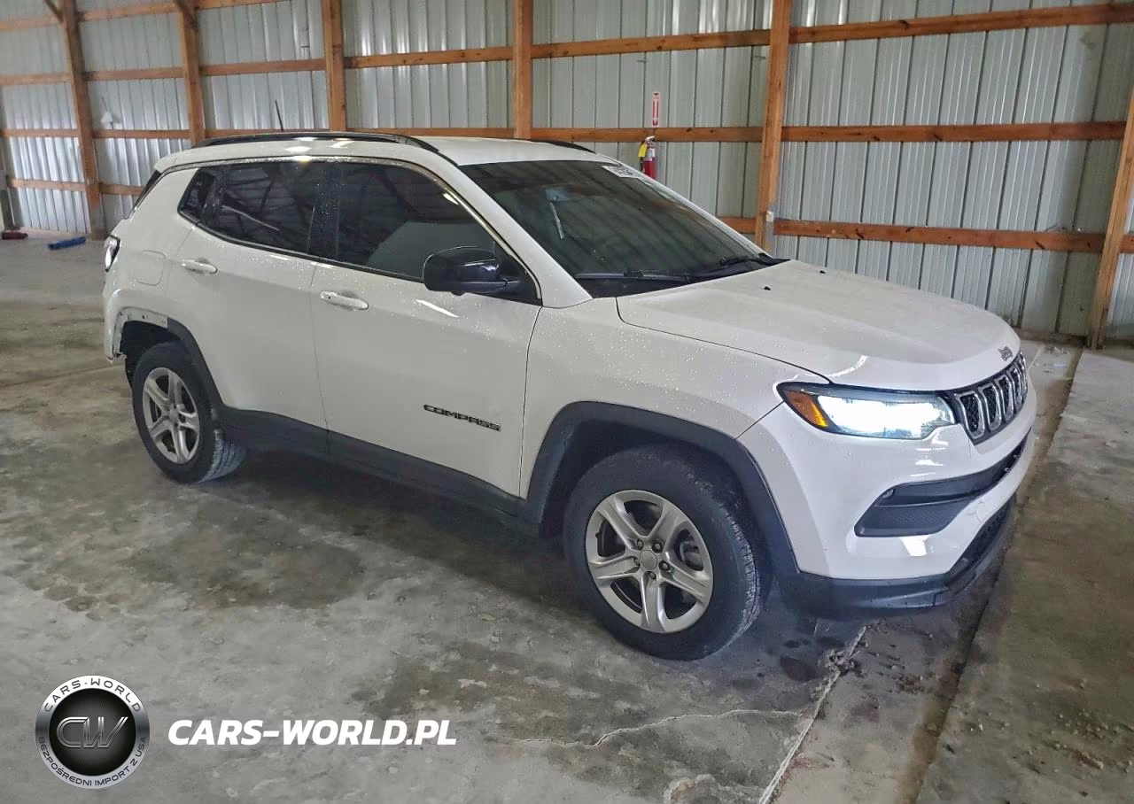 2023 Jeep Compass Latitude VIN:3C4NJDBN1PT501866 - 4