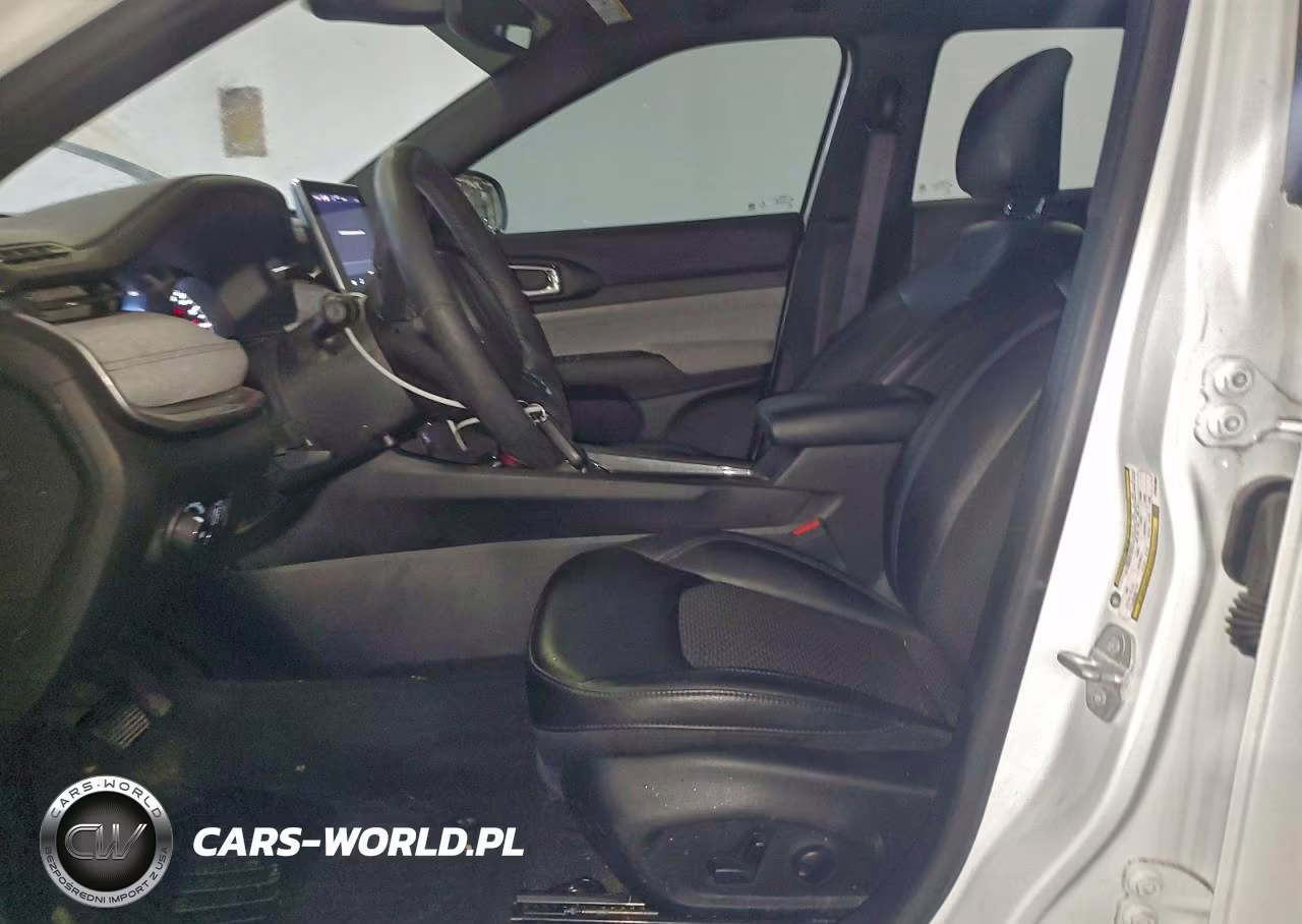 2023 Jeep Compass Latitude VIN:3C4NJDBN1PT501866 - 7