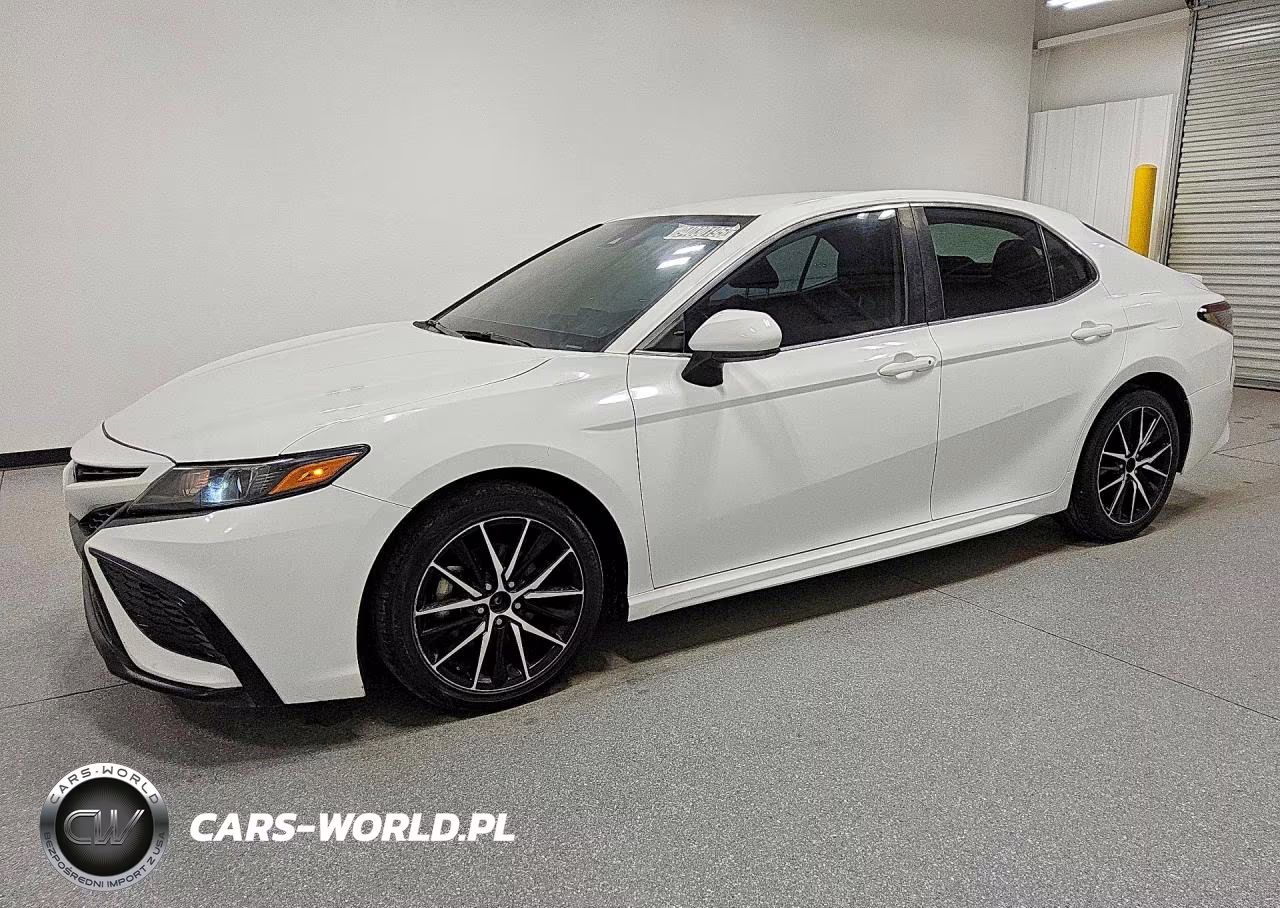 2021 Toyota Camry Se – zdjęcie 1 z 13