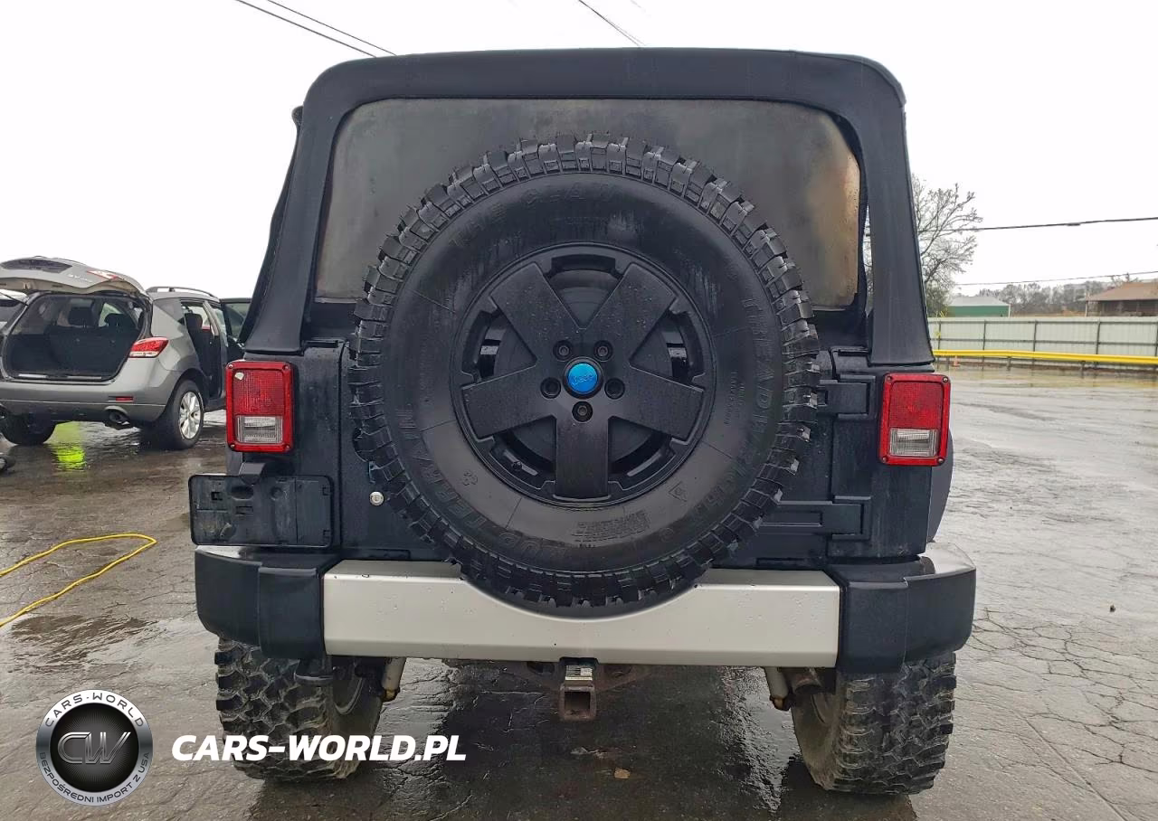 2012 Jeep Wrangler Unlimited Sahara VIN:1C4HJWEG9CL209474 - 6