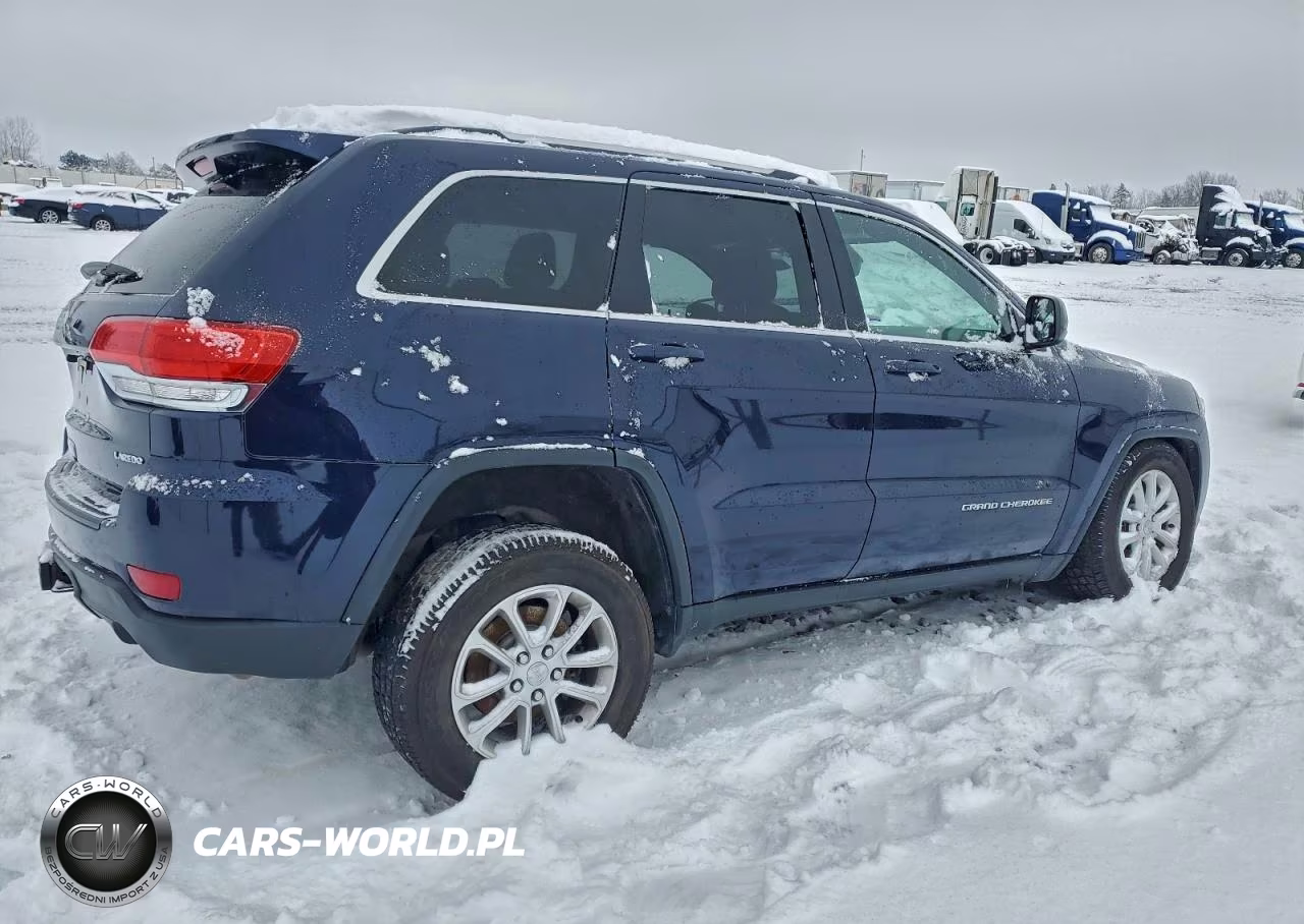 2015 Jeep Grand Cherokee Laredo VIN:1C4RJFAG4FC903083 - 3