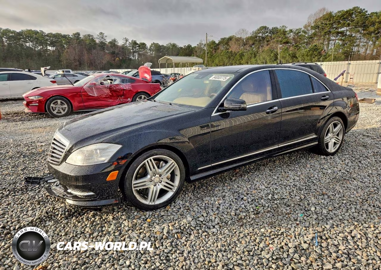 2013 Mercedes-Benz S 550