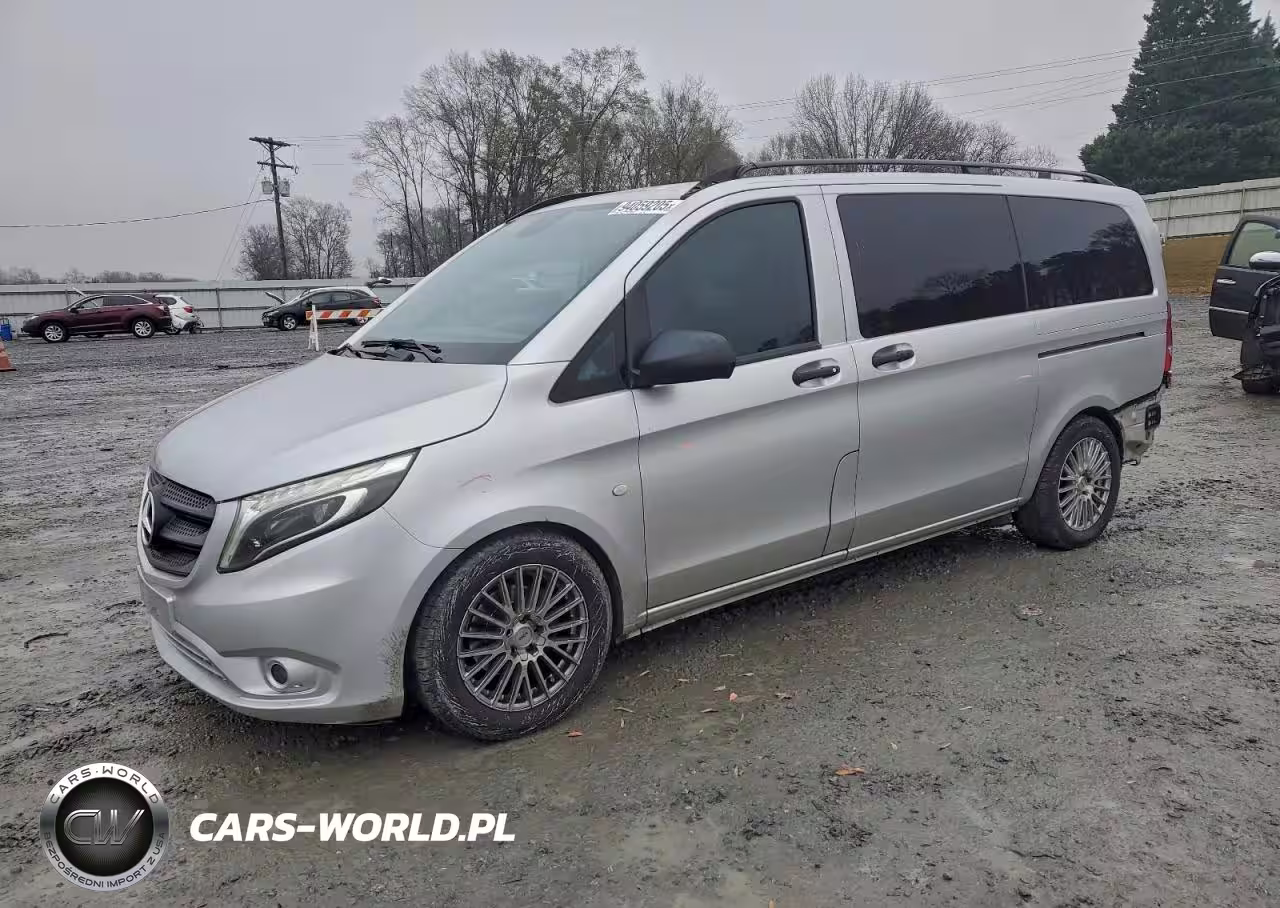 2016 Mercedes-Benz Metris