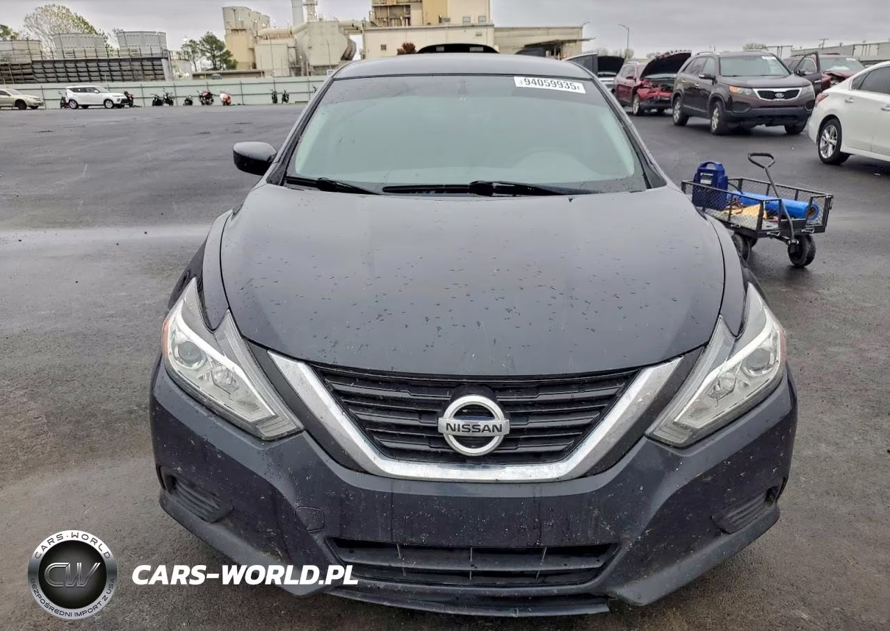 2018 Nissan Altima 2.5 VIN:1N4AL3AP7JC475742 - 5