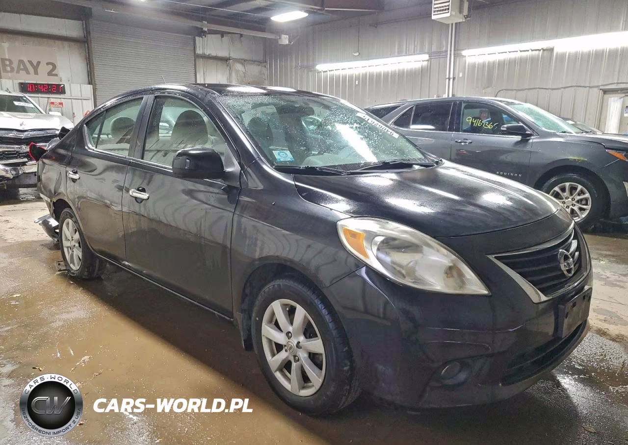 2013 Nissan Versa 1.6 S VIN:3N1CN7AP8DL820731 - 4