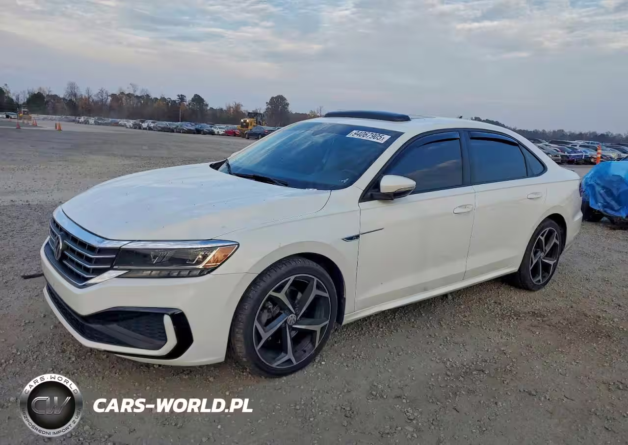 2020 Volkswagen Passat R-Line