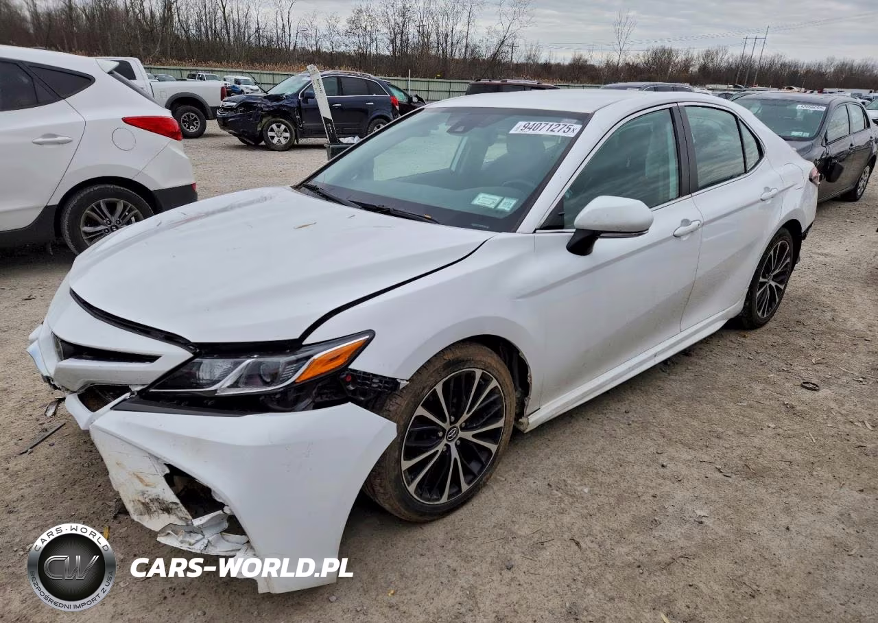 2019 Toyota Camry L – zdjęcie 1 z 13