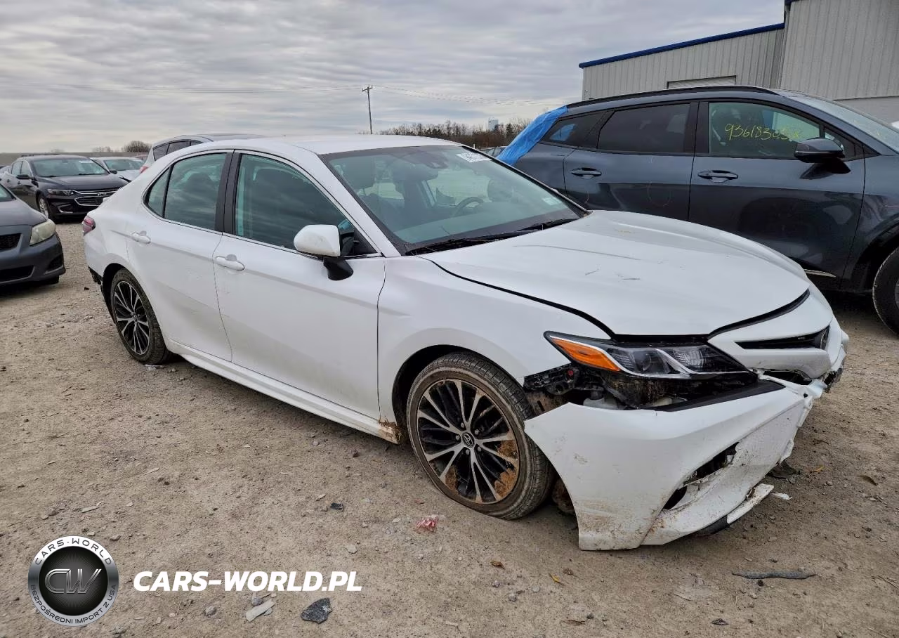 2019 Toyota Camry L VIN:4T1B11HKXKU780470 - 4