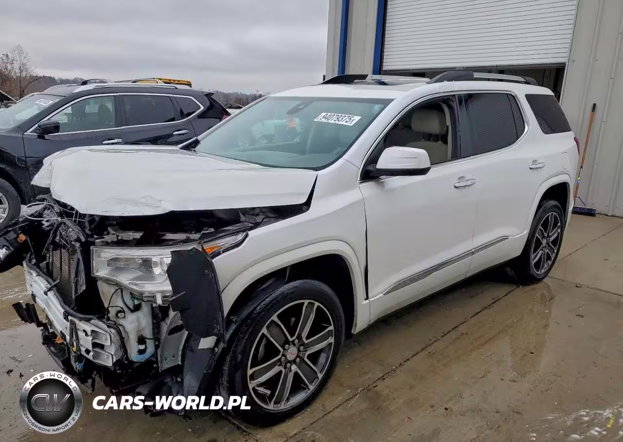 2017 GMC Acadia Denali