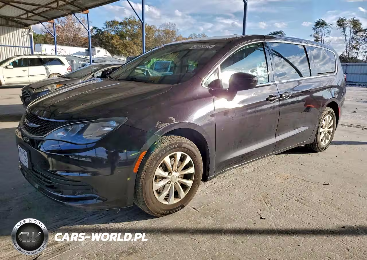 2017 Chrysler Pacifica Touring