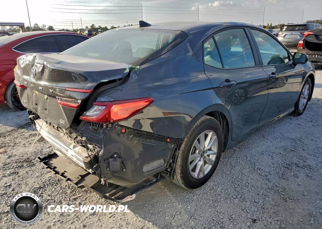 2025 Toyota Camry Xse VIN:4T1DAACK3SU604375 - 3
