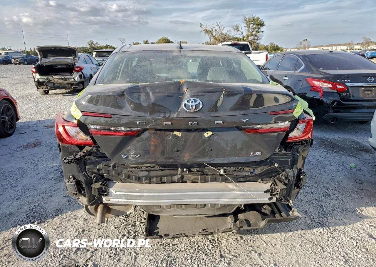 2025 Toyota Camry Xse VIN:4T1DAACK3SU604375 - 6