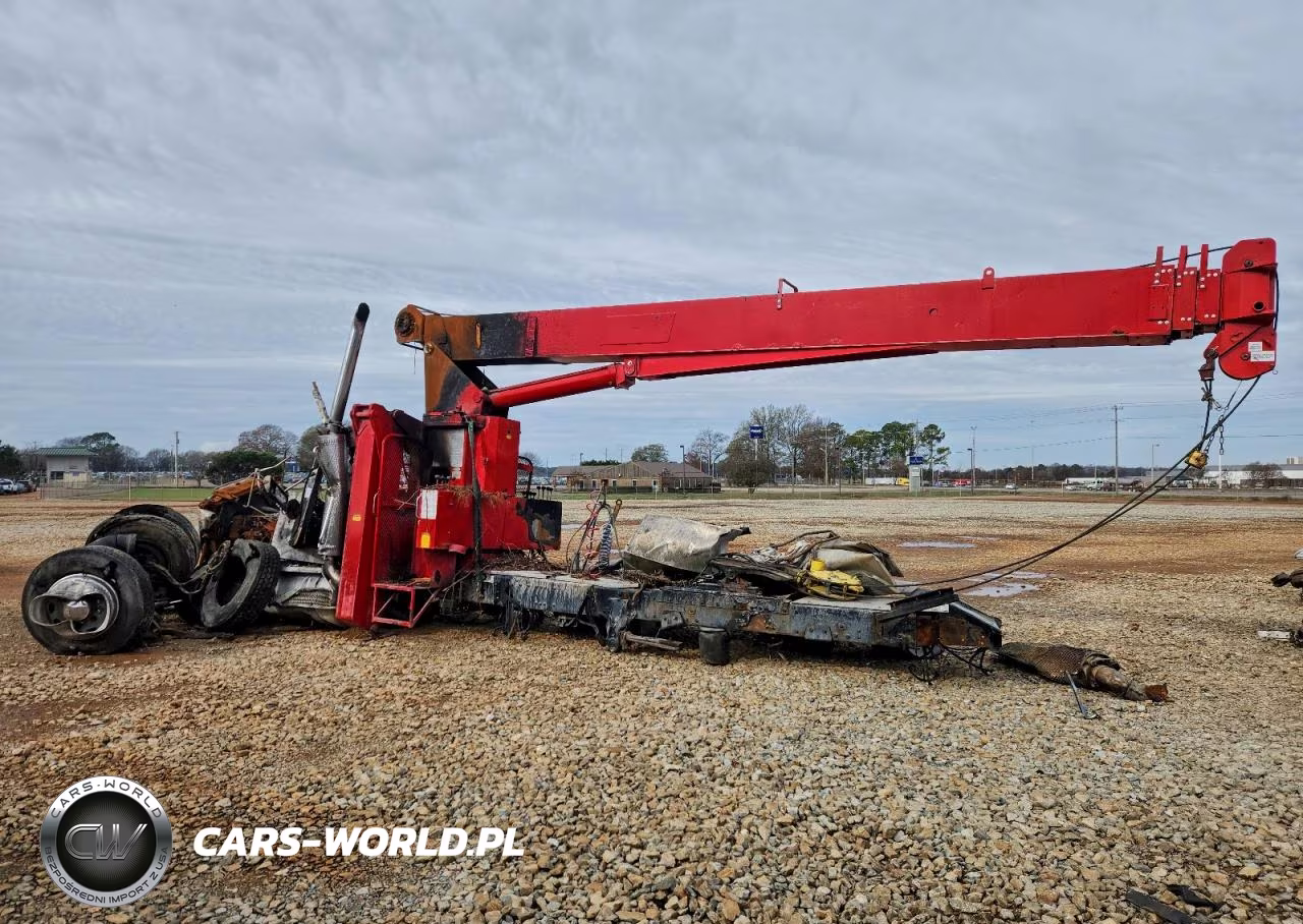 2002 Peterbilt 379 Crane Truck VIN:1XP5EB9X52N576920 - 3