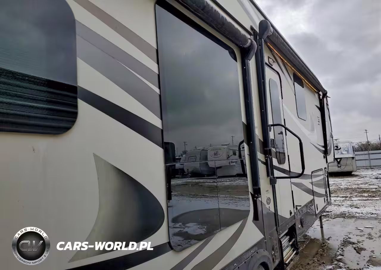 2017 Jay Trailer VIN:1UJCJ0BV2H1RG0165 - 11