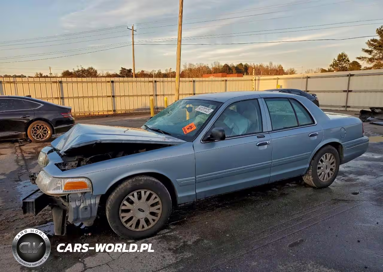 2004 Ford Crown Victoria Lx
