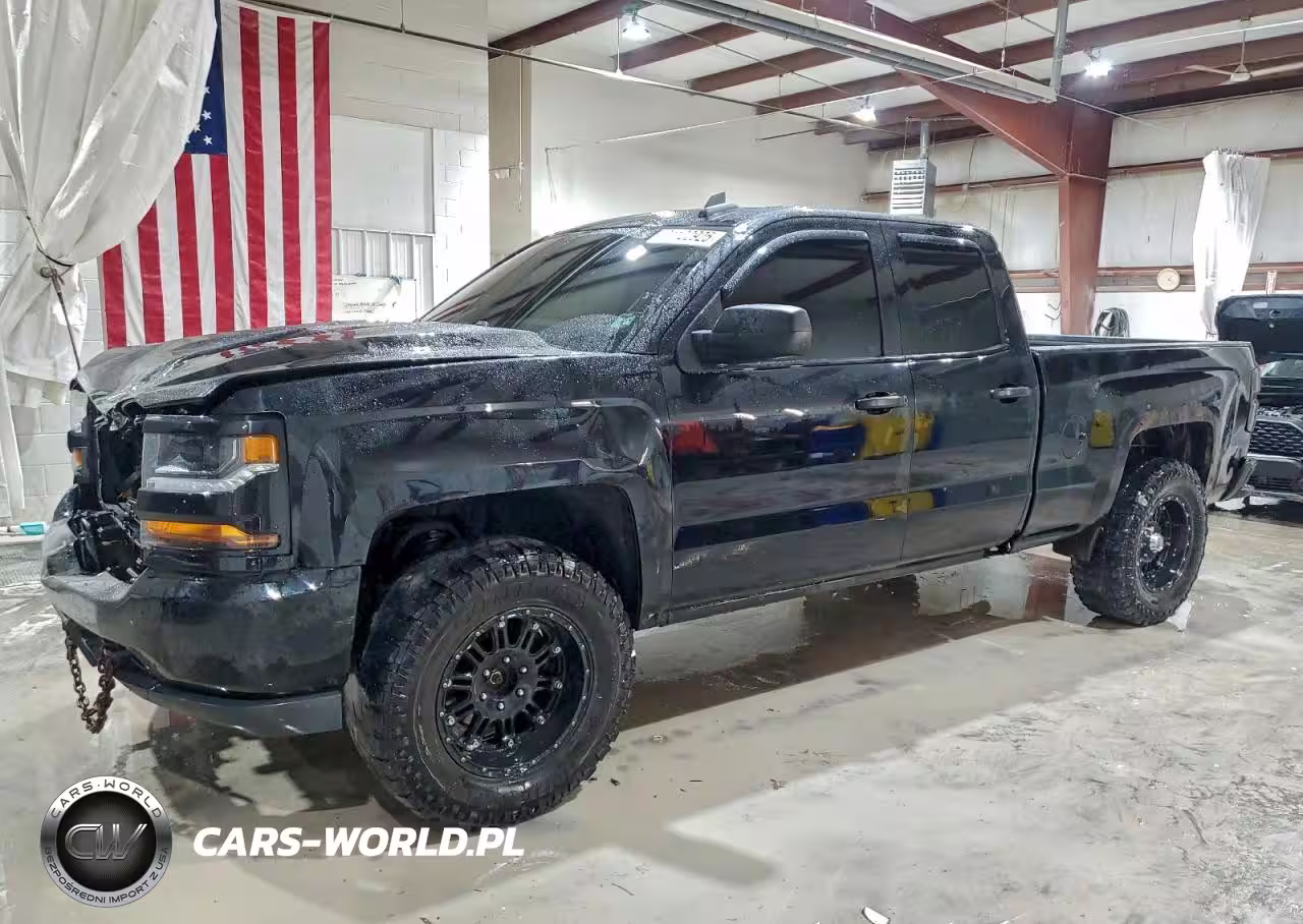 2016 Chevrolet Silverado K1500 Custom