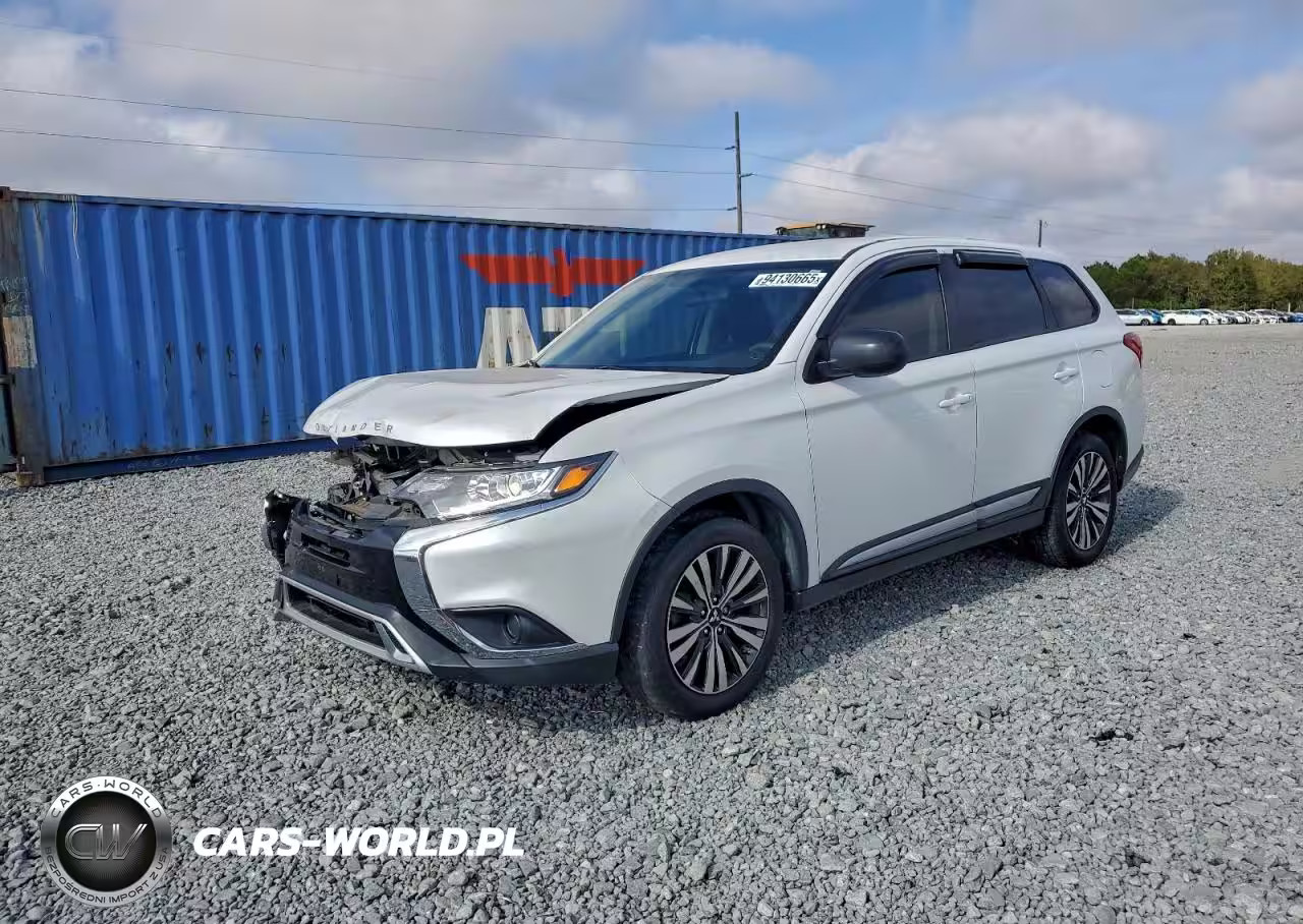 2019 Mitsubishi Outlander Es