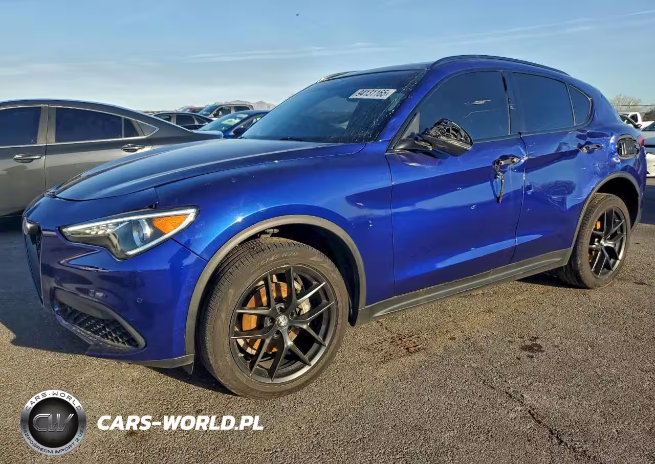 2021 Alfa Romeo Stelvio Sport