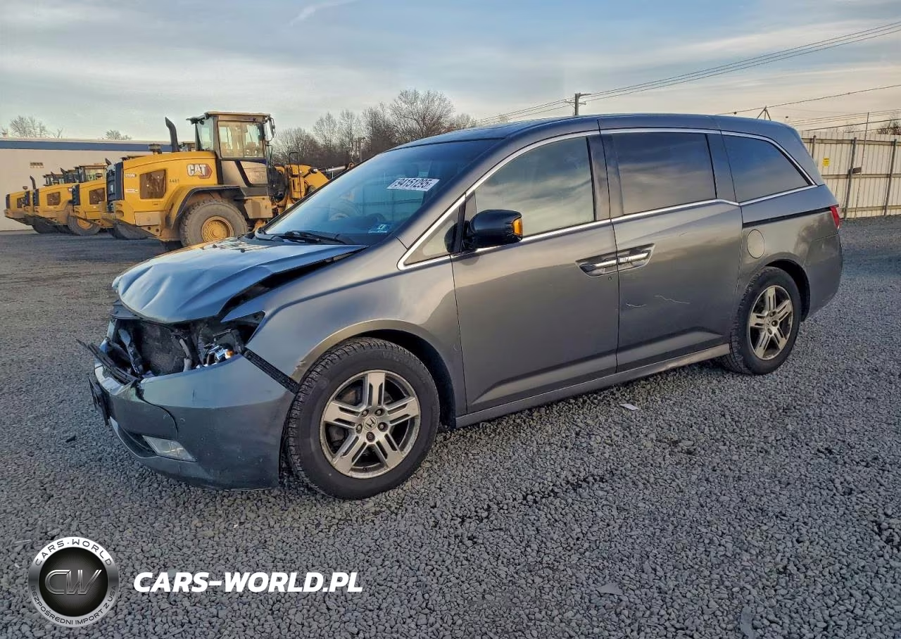 2011 Honda Odyssey Touring – zdjęcie 1 z 13
