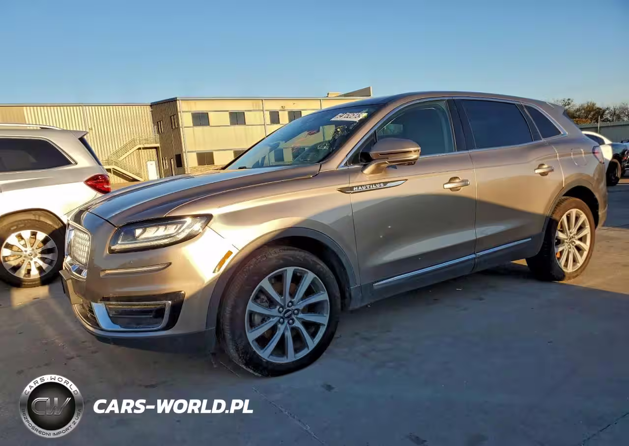 2019 Lincoln Nautilus Select