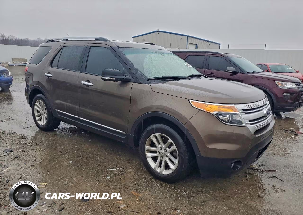 2015 Ford Explorer Xlt VIN:1FM5K7D89FGC02615 - 4