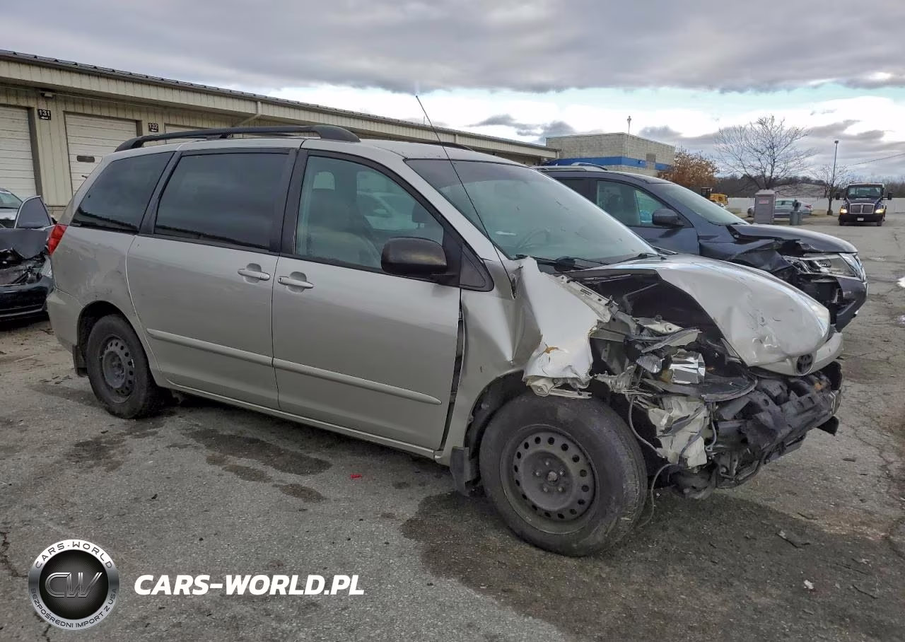 2010 Toyota Sienna Ce VIN:5TDKK4CC5AS293764 - 4