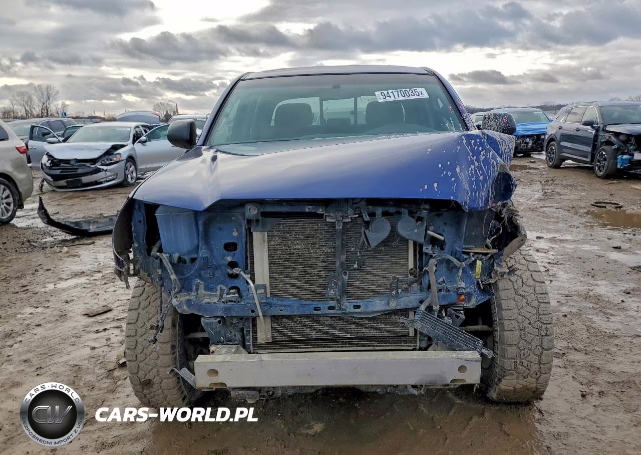 2015 Toyota Tacoma VIN:3TMLU4EN2FM188457 - 5