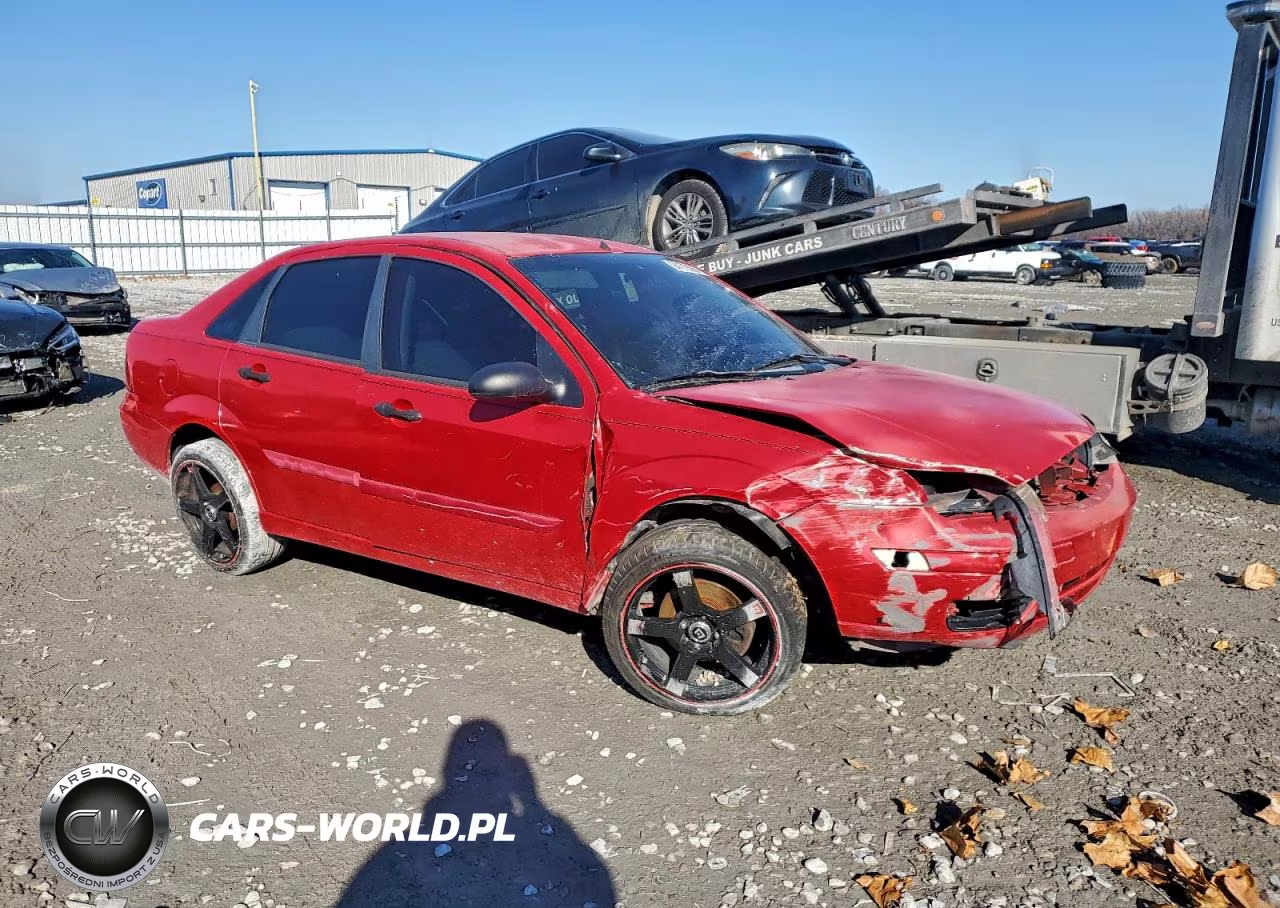 2005 Ford Focus Zx4 VIN:1FAFP34N35W229019 - 4