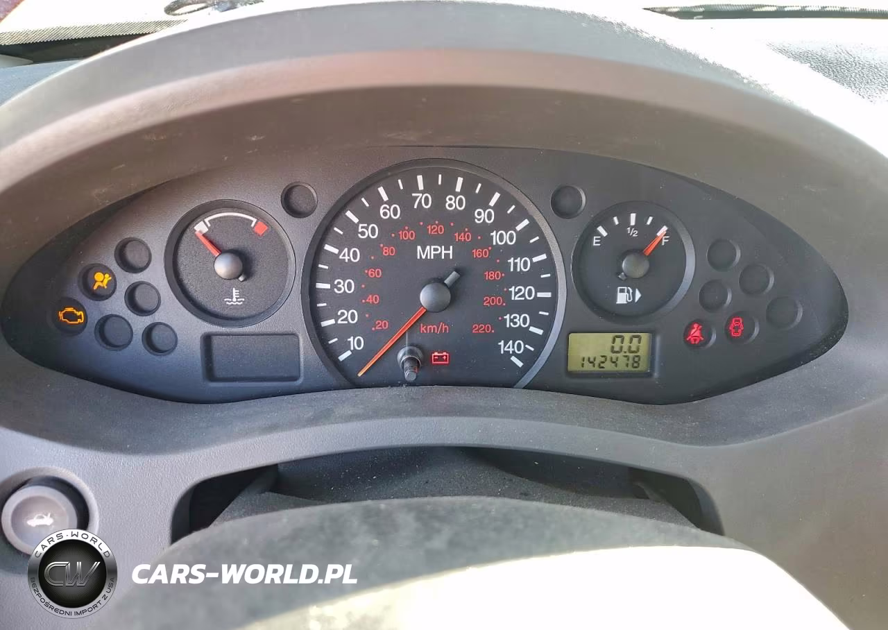 2005 Ford Focus Zx4 VIN:1FAFP34N35W229019 - 9