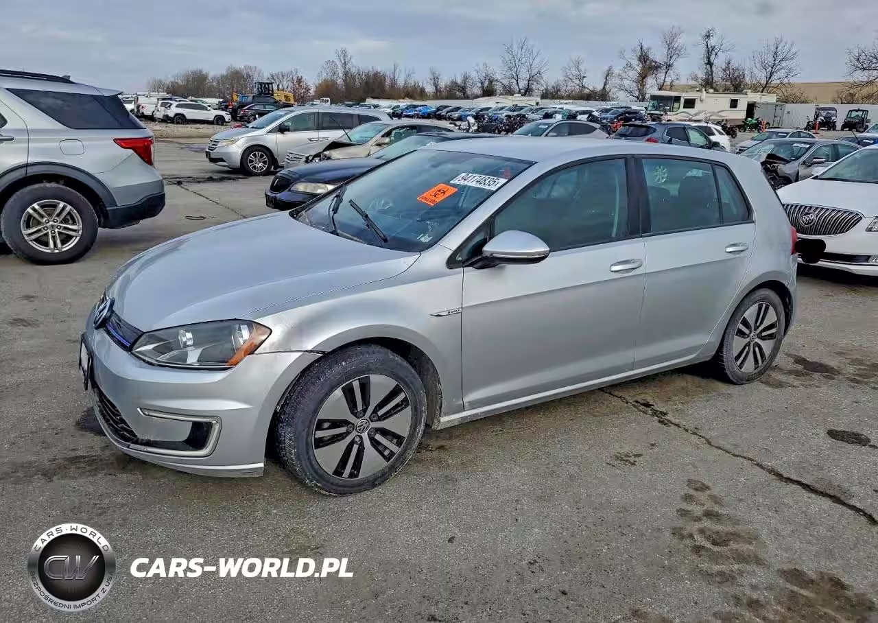 2016 Volkswagen E-Golf Se