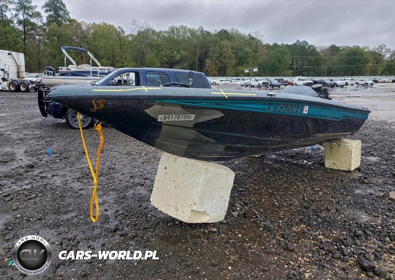 1995 Champion Unknown Boat Boat VIN:TSB22143K495 - 2