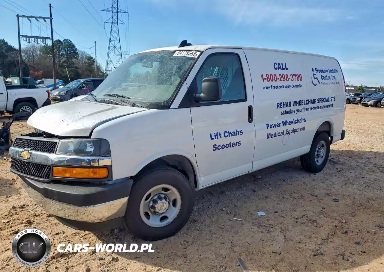 2025 Chevrolet Express G2500