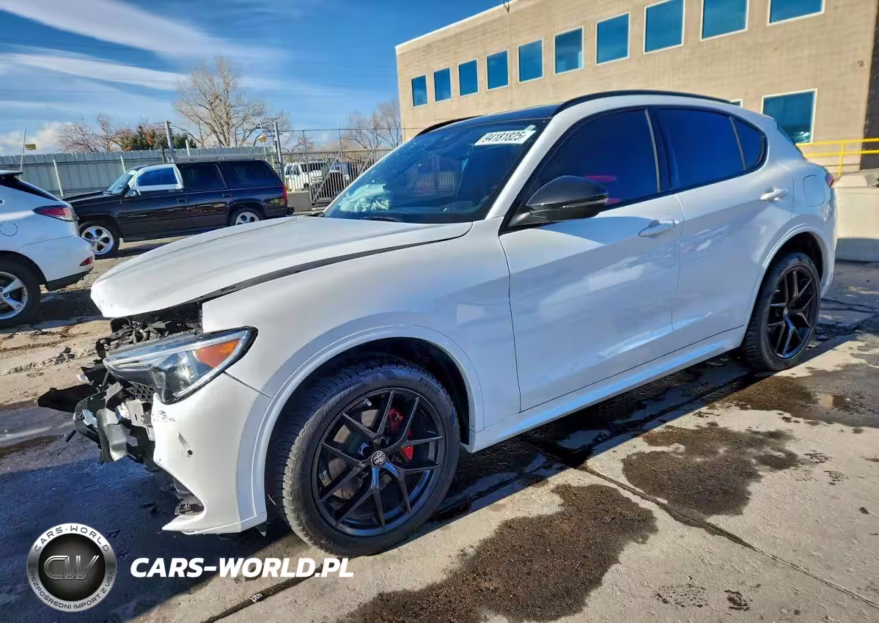 2020 Alfa Romeo Stelvio Ti