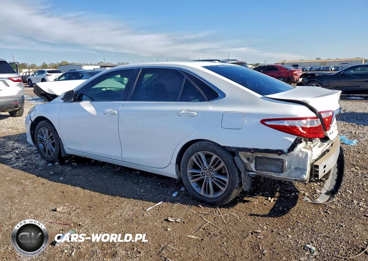 2015 Toyota Camry Le VIN:4T1BF1FK4FU496326 - 2