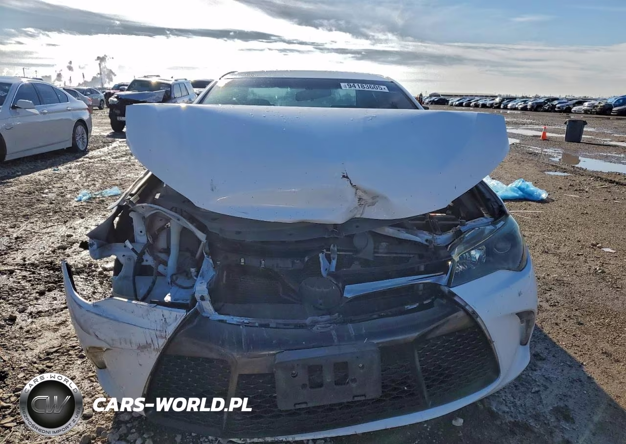 2015 Toyota Camry Le VIN:4T1BF1FK4FU496326 - 5