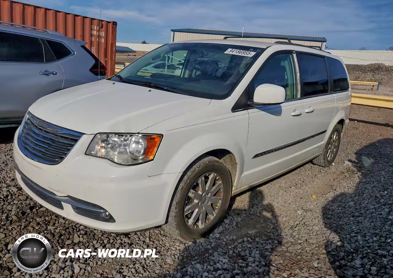 2014 Chrysler Town & Country Touring