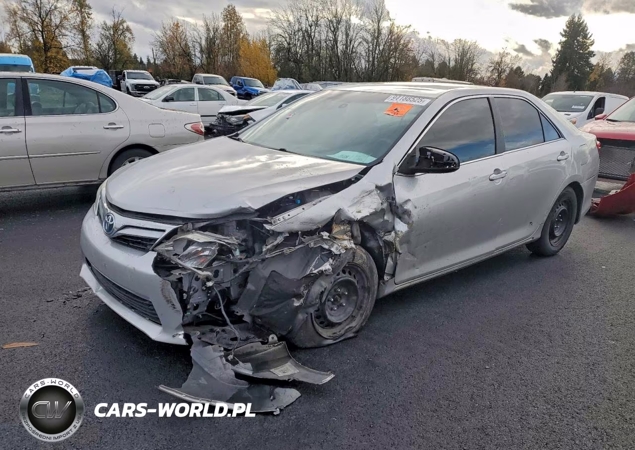 2014 Toyota Camry Hybrid