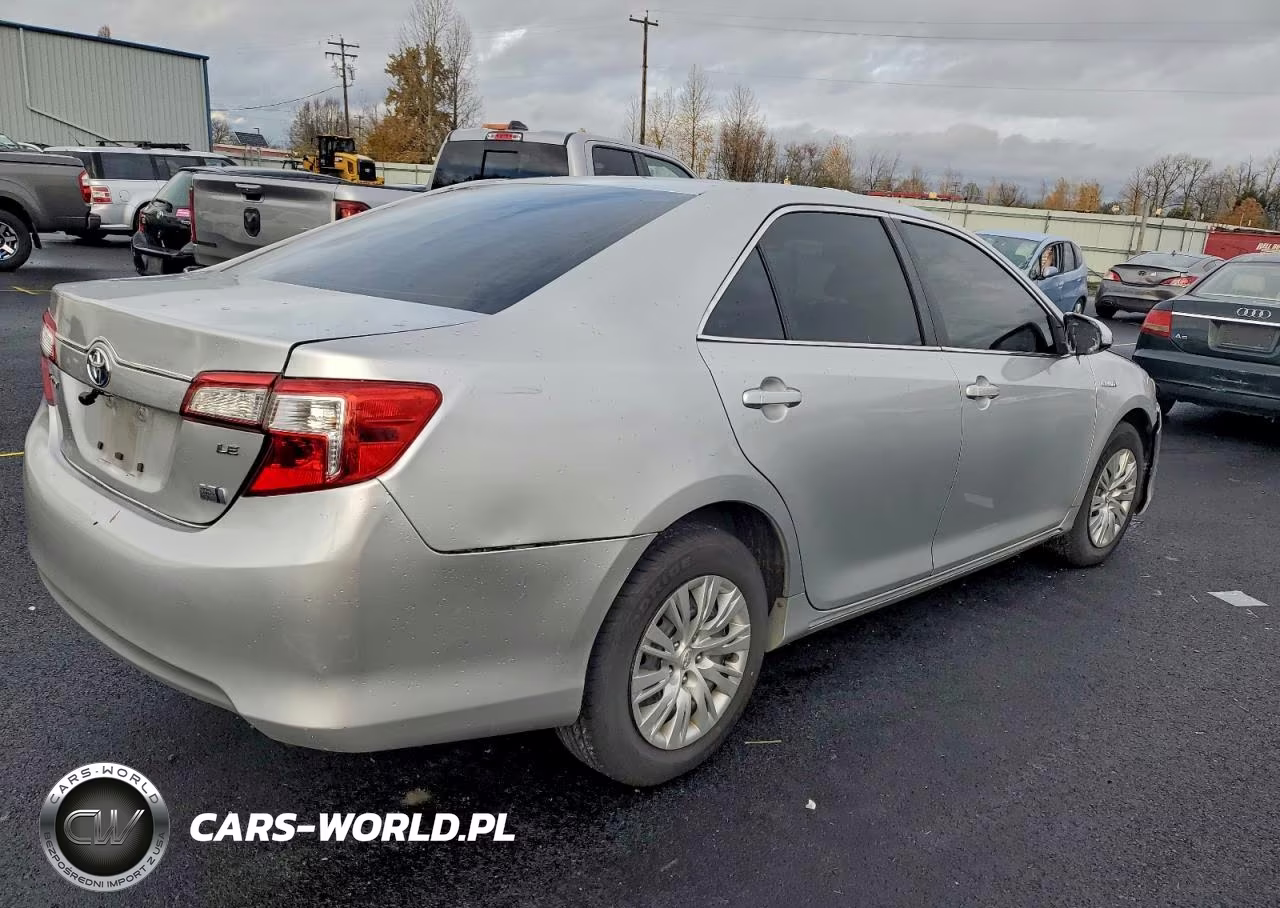 2014 Toyota Camry Hybrid VIN:4T1BD1FK6EU106184 - 3